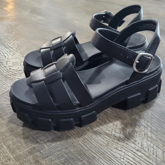 Wild Fable Black Avril Fisherman Chunky Sandals, Size 7.5 - Picture 8 of 12